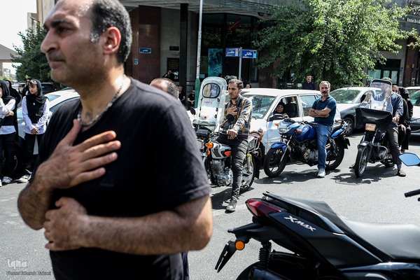 عزاداری ظهر عاشورای حسینی در تهران