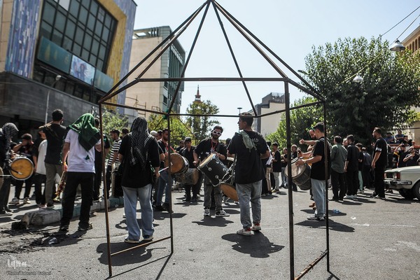 عزاداری ظهر عاشورای حسینی در تهران