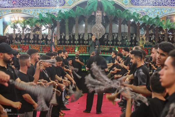 عزاداری ظهر عاشورا در محله کن