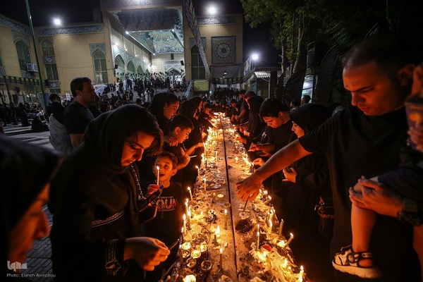 شام غریبان حسینی در محله باغ فیض