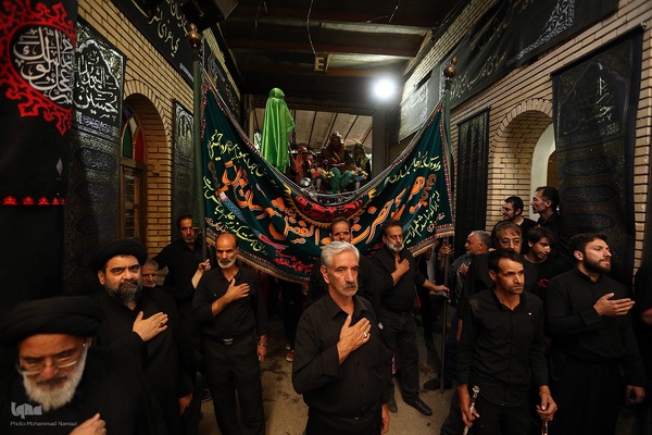 حرکت نمادین کاروان اسرای کربلا در خوانسار