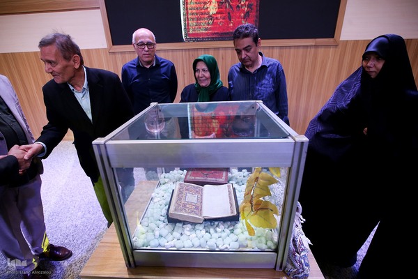 رونمایی قرآن