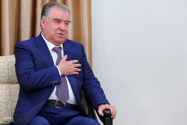 دیدار امام‌علی رحمان رئیس‌جمهور تاجیکستان با مقام معظم رهبری