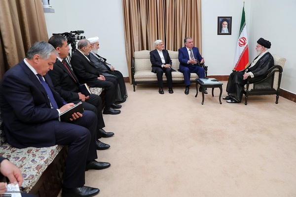 دیدار مقامات کشورها با مقام معظم رهبری