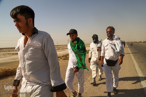 حرکت کاروان‌های پیاده‌روی اربعین به سمت شلمچه