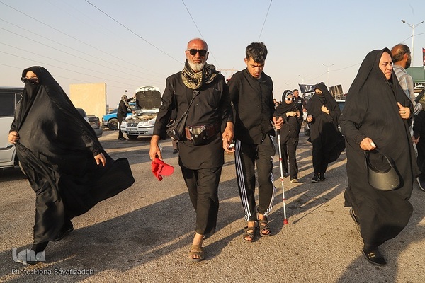 حرکت کاروان‌های پیاده‌روی اربعین به سمت شلمچه