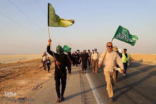 حرکت کاروان‌های پیاده‌روی اربعین به سمت شلمچه