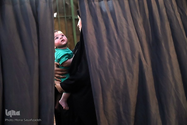 حرکت کاروان‌های پیاده‌روی اربعین به سمت شلمچه