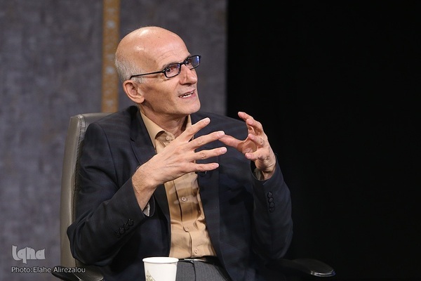 مقصود فراستخواه