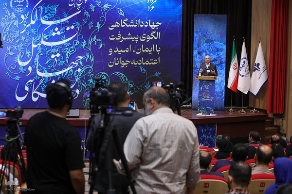 محمدعلی زلفی‌گل، وزیر علوم، تحقیقات و فناوری