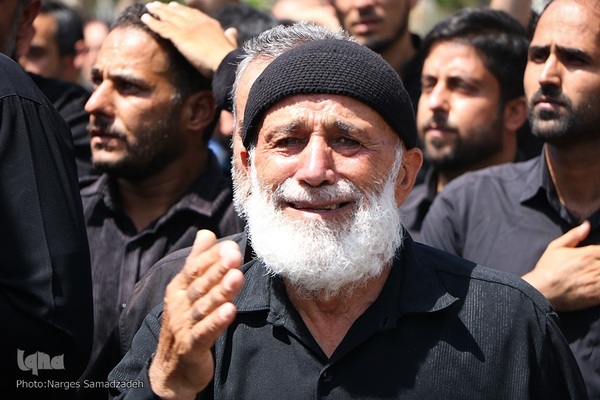 آیین تشییع و خاکسپاری پیکر شهید احمدرضا افشاری