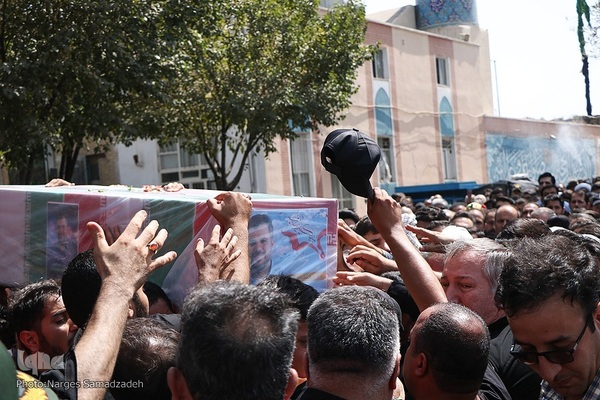 آیین تشییع و خاکسپاری پیکر شهید احمدرضا افشاری