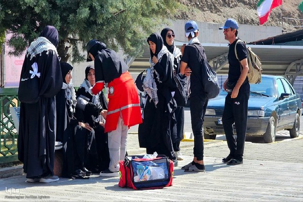 خدمات‌رسانی نیروهای هلال احمر آذربایجان غربی در مرز تمرچین‎