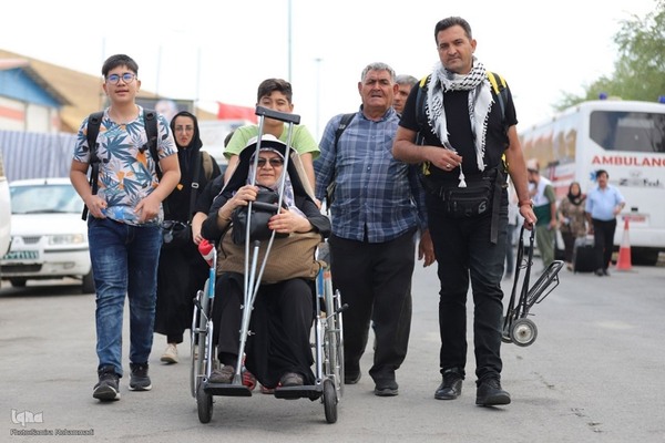 خدمات‌رسانی نیروهای هلال احمر آذربایجان غربی در مرز تمرچین‎