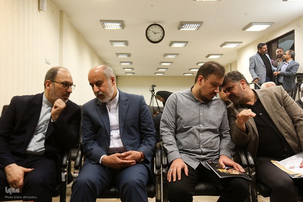 رونمایی از تندیس شهید امیرعبداللهیان