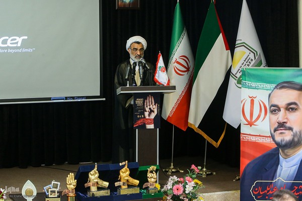 رونمایی از تندیس شهید امیرعبداللهیان