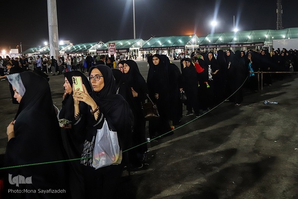 تردد شبانه زوار در مرز شلمچه