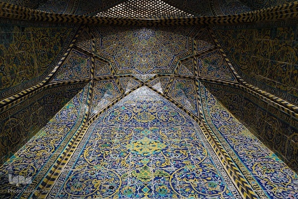 مسجد رحیم خان اصفهان؛ نگین فیروزه‌ای دوره قاجار