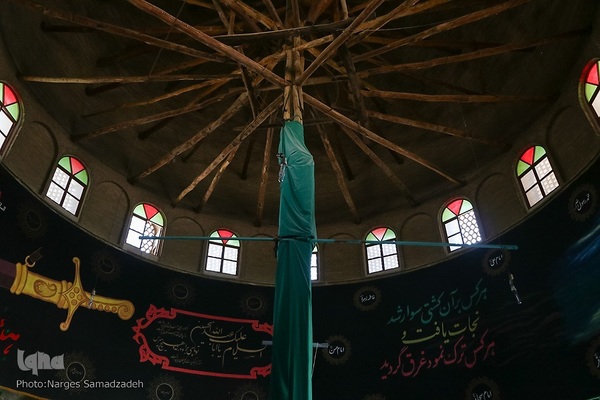 مسجد رحیم خان اصفهان؛ نگین فیروزه‌ای دوره قاجار