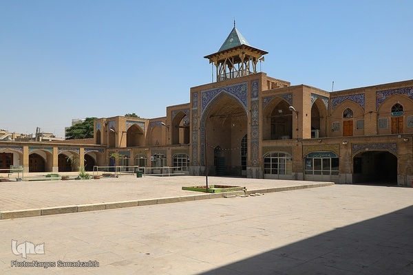 مسجد رحیم خان اصفهان؛ نگین فیروزه‌ای دوره قاجار