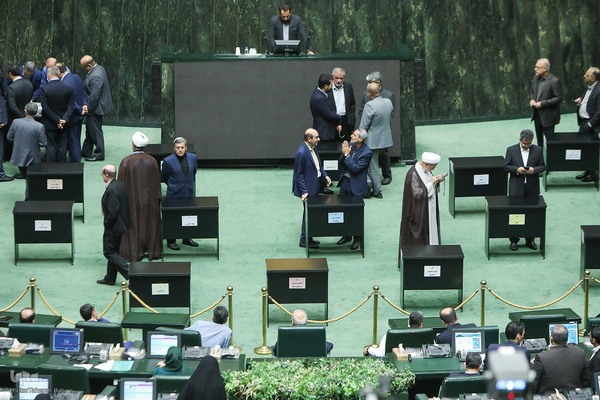 پنجمین روز بررسی صلاحیت وزیران پیشنهادی رئیس‌جمهور