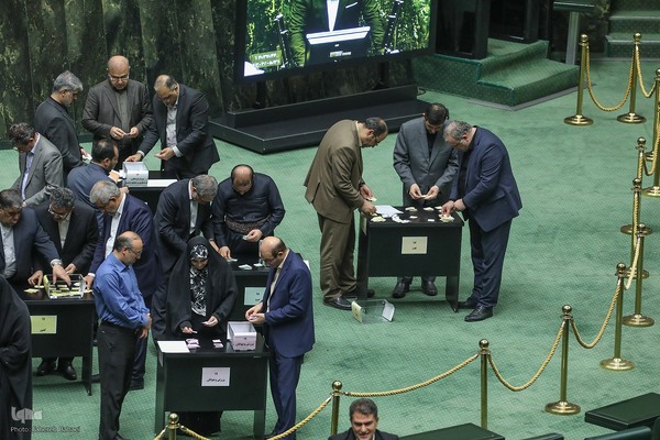 پنجمین روز بررسی صلاحیت وزیران پیشنهادی رئیس‌جمهور