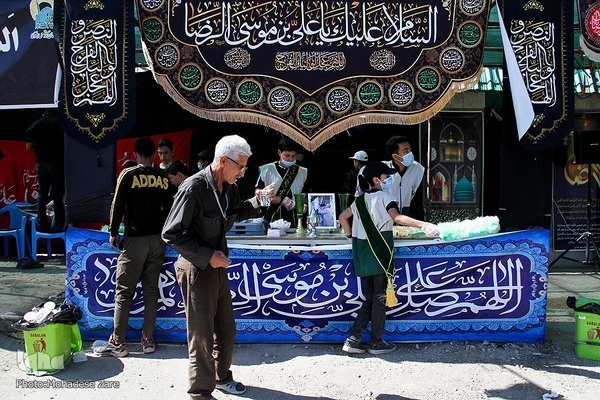 زائران پیاده امام رضا(ع)