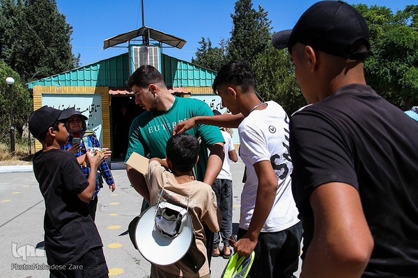 زائران پیاده امام رضا(ع)