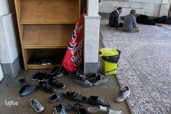 زائران پیاده امام رضا(ع)