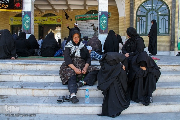 زائران پیاده امام رضا(ع)