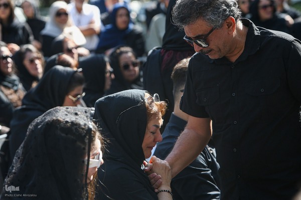 تشییع پیکر استاد محمدعلی بهمنی