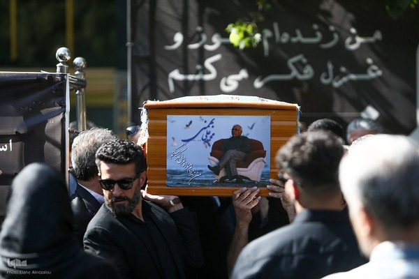 تشییع پیکر استاد محمدعلی بهمنی