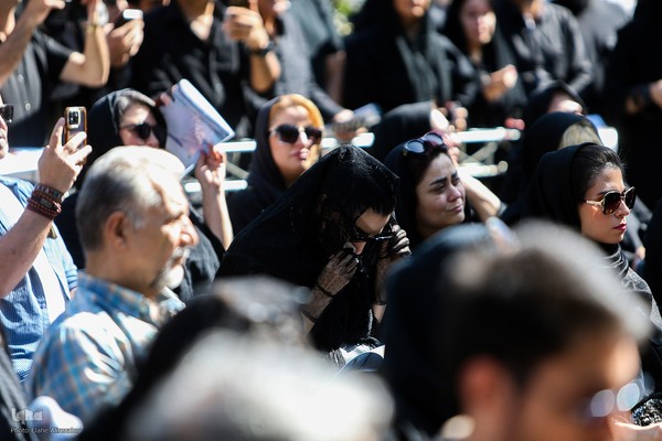 تشییع پیکر استاد محمدعلی بهمنی