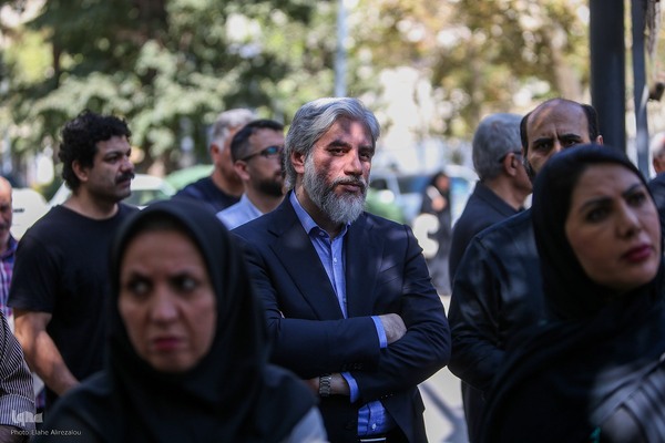 تشییع پیکر استاد محمدعلی بهمنی