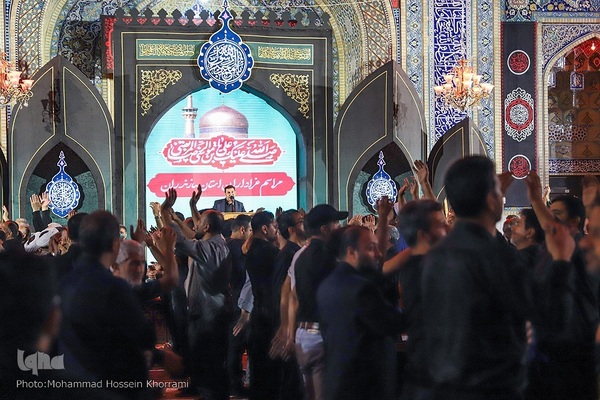 مراسم عزاداری شب شهادت امام رضا(ع) در حرم مطهر رضوی