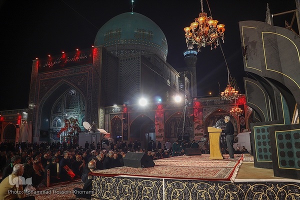 مراسم عزاداری شب شهادت امام رضا(ع) در حرم مطهر رضوی