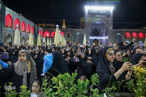 شام غریبان شهادت امام رضا(ع) در حرم مطهر رضوی