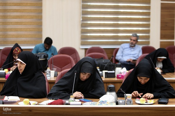 جلسه ستاد مرکزی مراسم یوم‌الله ۱۳ آبان