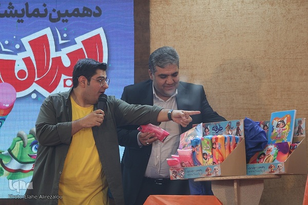 افتتاحیه دهمین نمایشگاه «ایران‌نوشت»