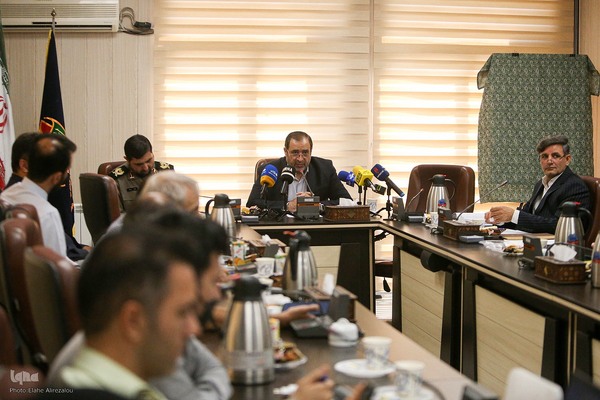 رونمایی پوستر یازدهمین کنگره ملی ادبیات پایداری