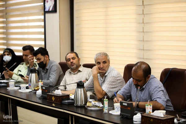 رونمایی پوستر یازدهمین کنگره ملی ادبیات پایداری