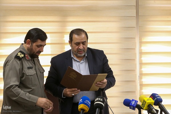 رونمایی پوستر یازدهمین کنگره ملی ادبیات پایداری