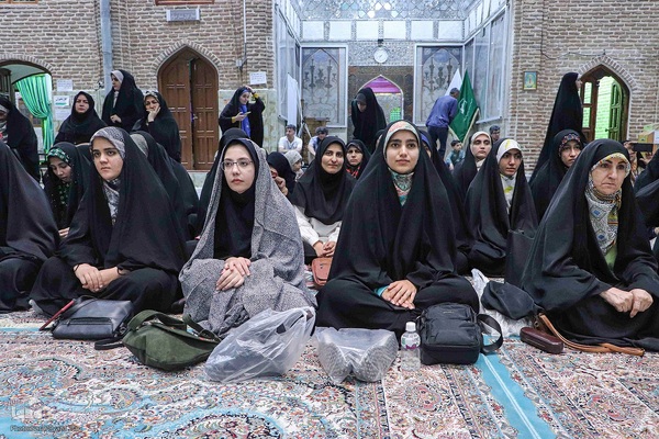 دیدارعوامل اجرایی سی و هشتمین جشنواره ملی قرآن با پدر شهید آیت‌الله آل‌هاشم‎