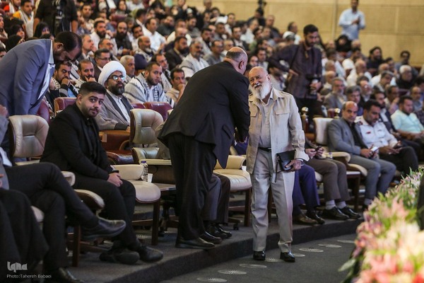 آئین «شکر خدمت»