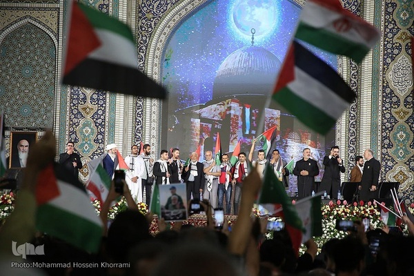 بزرگترین محفل قرآنی جهان، در حرم مطهر رضوی