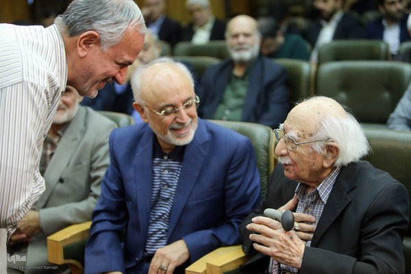 رونمایی جلد نخست دانشنامه حقوق ایران