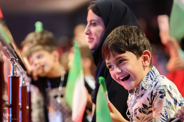 مراسم نمادین جشن غنچه‌ها