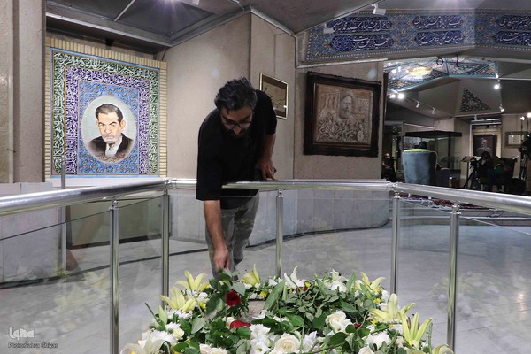 گلباران مزار استاد شهریار