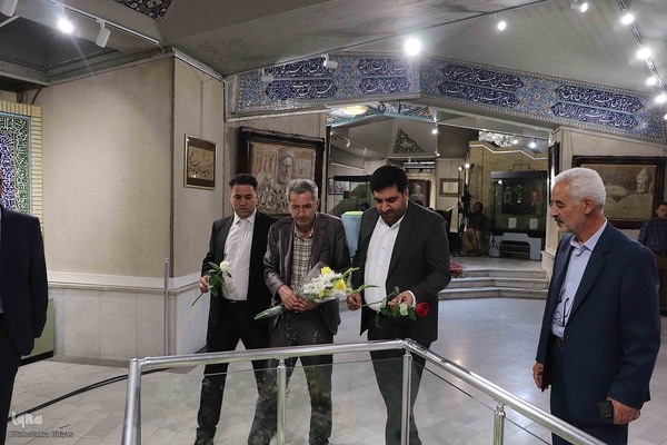 گلباران مزار استاد شهریار