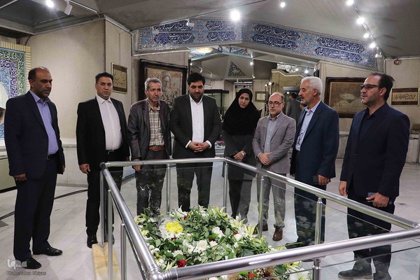 گلباران مزار استاد شهریار